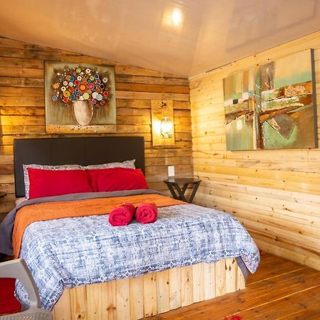 Blyde Africa- Cottage Бенони Экстерьер фото