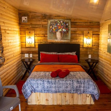 Blyde Africa- Cottage Бенони Экстерьер фото
