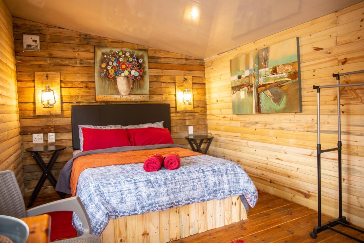 Blyde Africa- Cottage Бенони Экстерьер фото