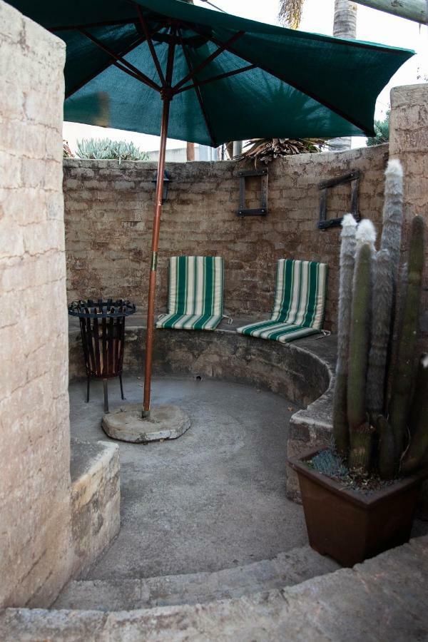 Blyde Africa- Cottage Бенони Экстерьер фото